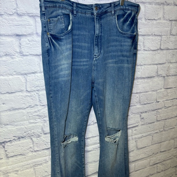 Pilcro Anthropologie Women’s 34 Wide Leg Flare Jeans Boho Denim Destroyed - Picture 5 of 12